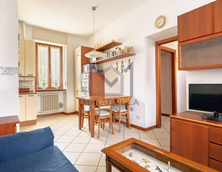 appartamento in vendita a Biassono