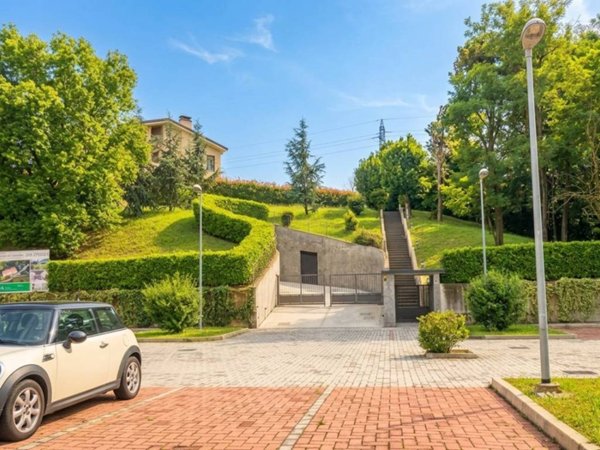 appartamento in vendita a Biassono