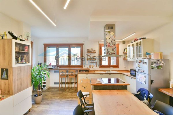 appartamento in vendita a Biassono