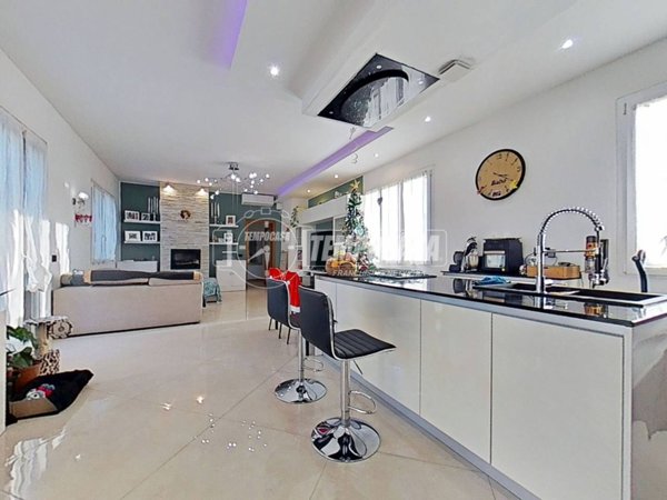 casa indipendente in vendita a Biassono