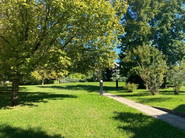 appartamento in vendita a Biassono