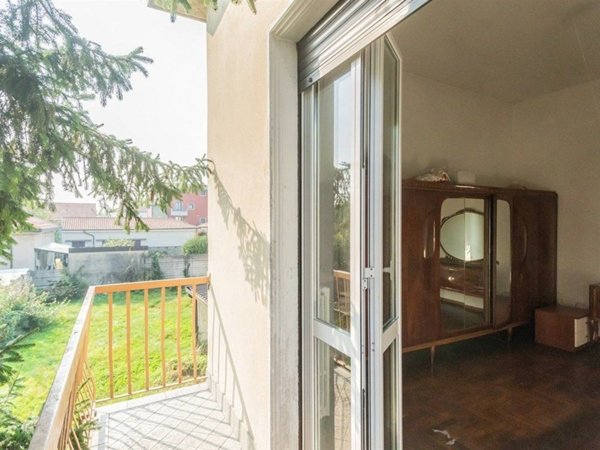 appartamento in vendita a Biassono