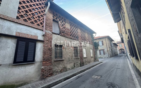 appartamento in vendita a Biassono