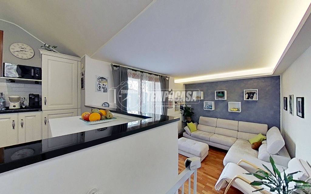 appartamento in vendita a Biassono