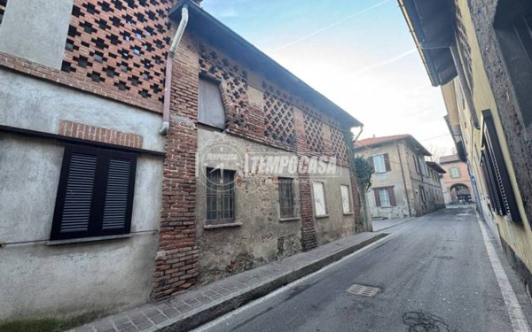 appartamento in vendita a Biassono