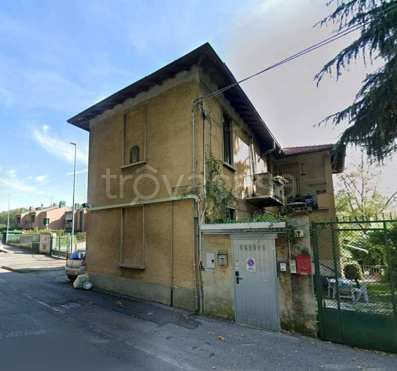 appartamento in vendita a Biassono