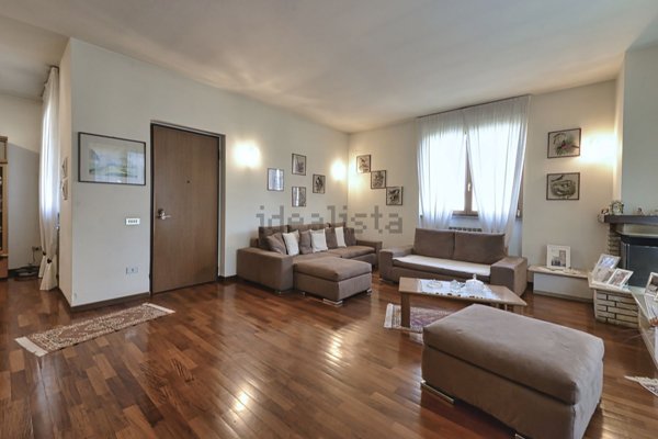 casa indipendente in vendita a Biassono