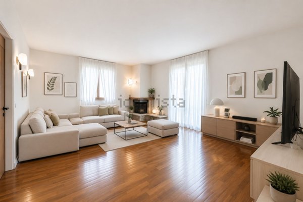 casa indipendente in vendita a Biassono
