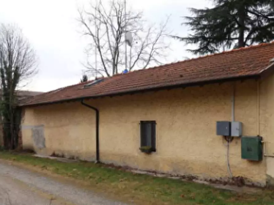 locale di sgombero in vendita a Biassono