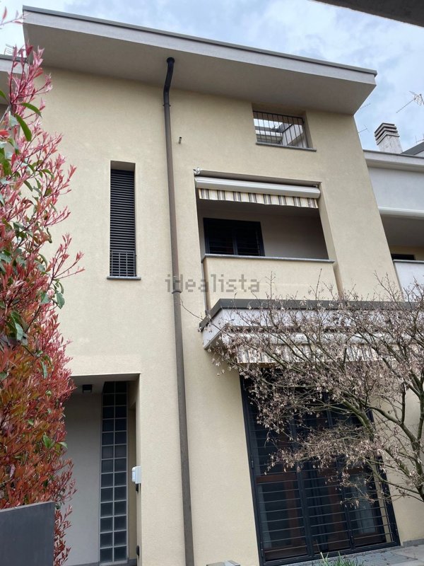 casa indipendente in vendita a Biassono