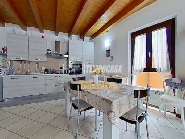 appartamento in vendita a Biassono