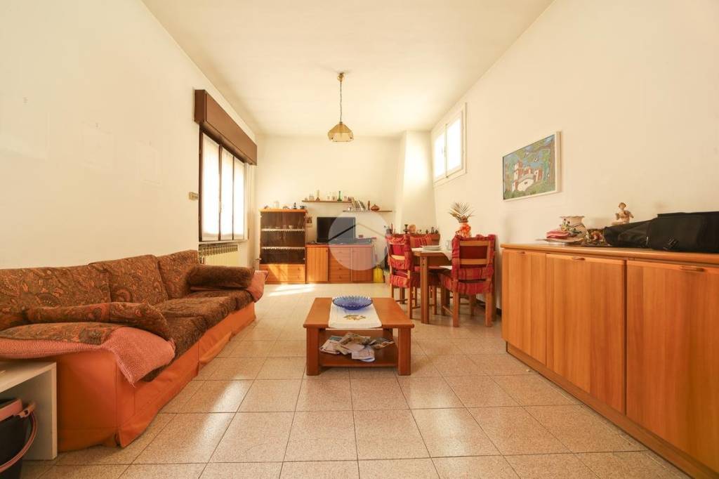 appartamento in vendita a Biassono