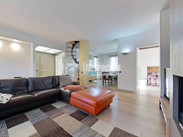 appartamento in vendita a Biassono