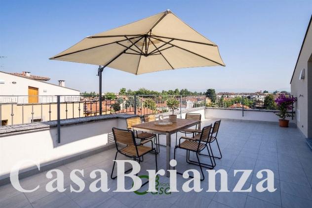 appartamento in vendita a Biassono