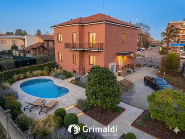 casa indipendente in vendita a Biassono