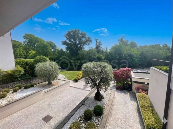 appartamento in vendita a Biassono