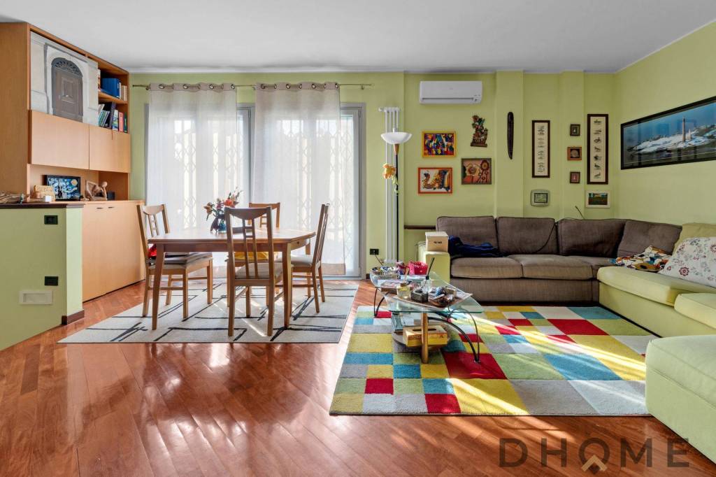 casa indipendente in vendita a Biassono