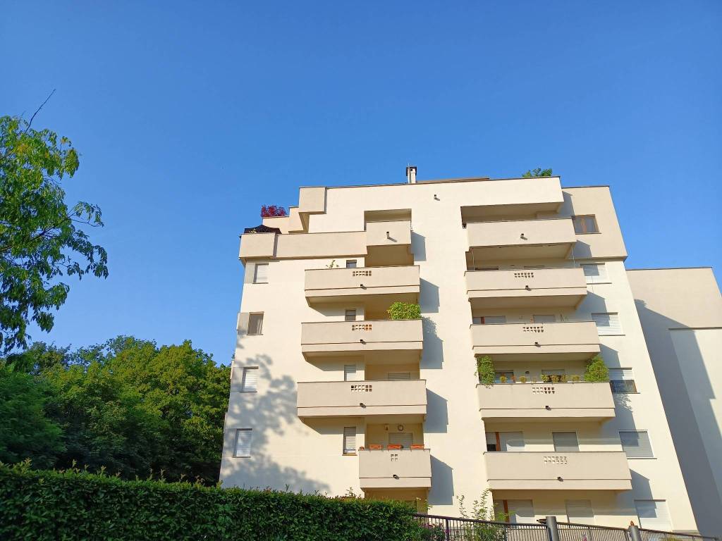 appartamento in vendita a Biassono
