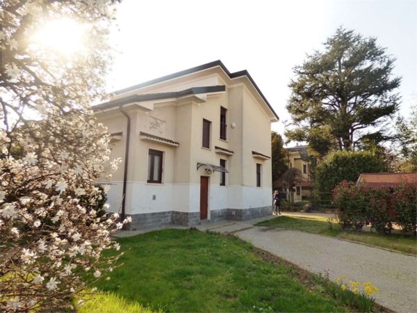 casa indipendente in vendita a Bovisio-Masciago