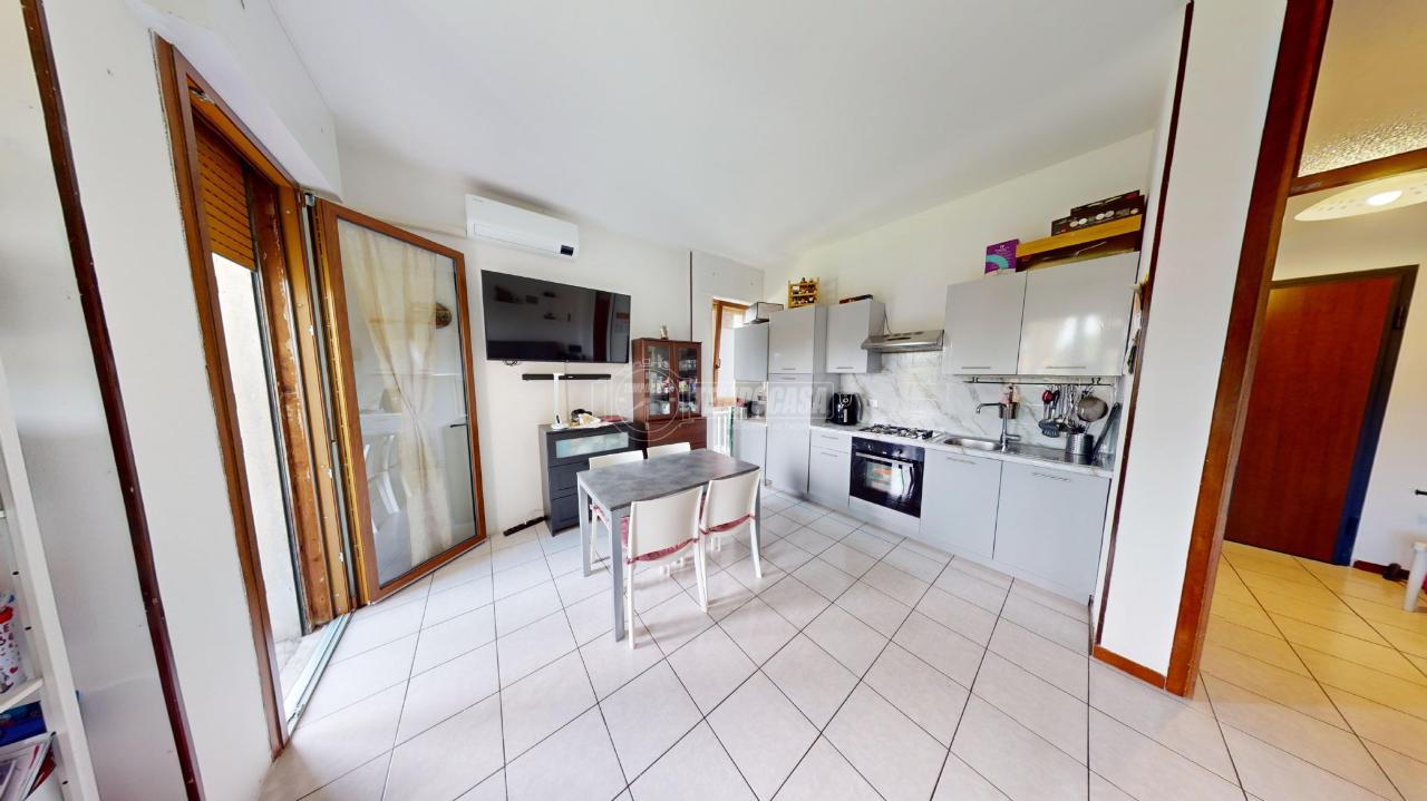 appartamento in vendita a Bovisio-Masciago