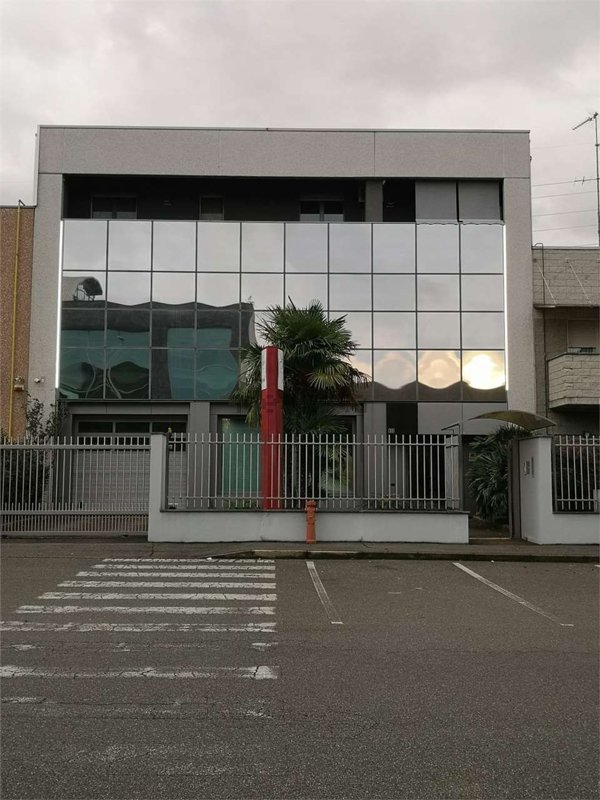 capannone in vendita a Bovisio-Masciago