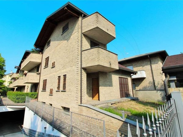 casa indipendente in vendita a Bovisio-Masciago