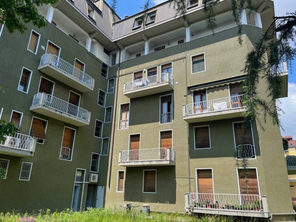 ufficio in vendita a Bovisio-Masciago