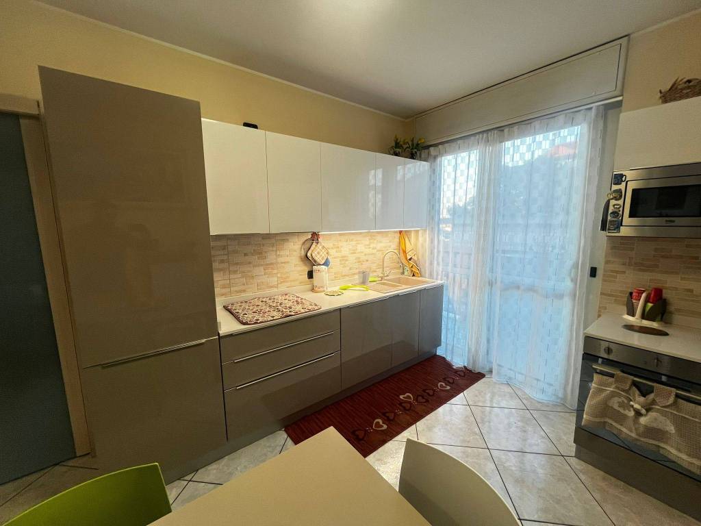 appartamento in vendita a Bovisio-Masciago