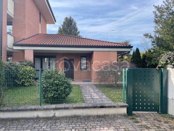 appartamento in vendita a Bovisio-Masciago