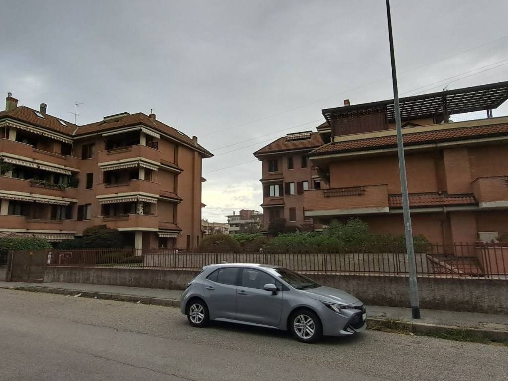appartamento in vendita a Bovisio-Masciago