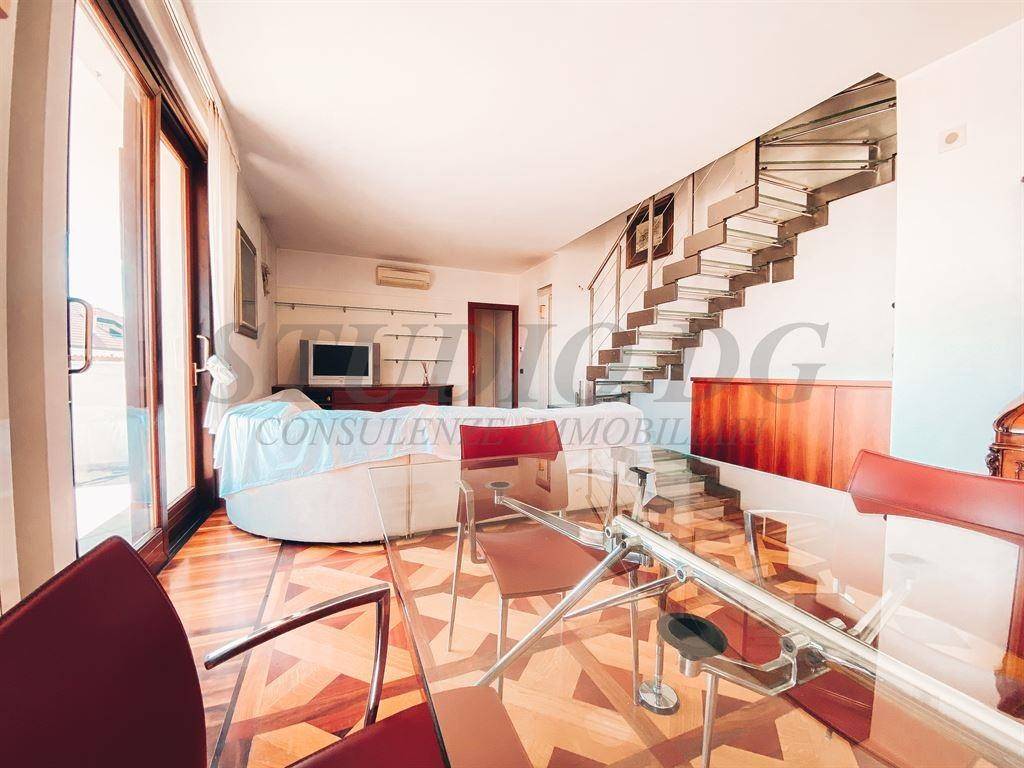 appartamento in vendita a Bovisio-Masciago