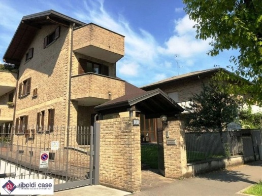 casa indipendente in vendita a Bovisio-Masciago