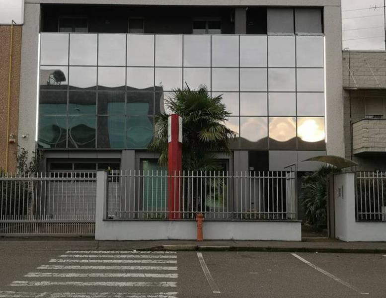 locale commerciale in vendita a Bovisio-Masciago