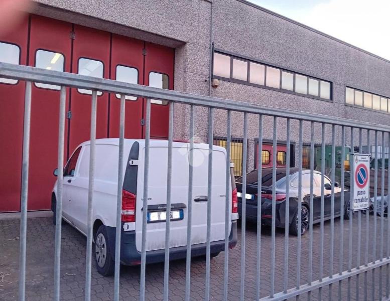 locale commerciale in vendita a Bovisio-Masciago