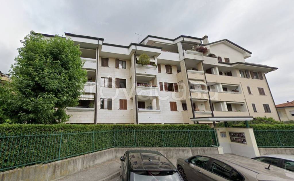appartamento in vendita a Bovisio-Masciago