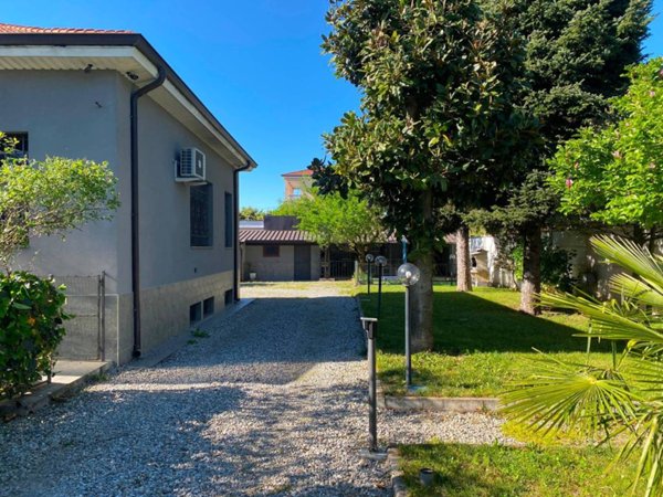 casa indipendente in vendita a Bovisio-Masciago