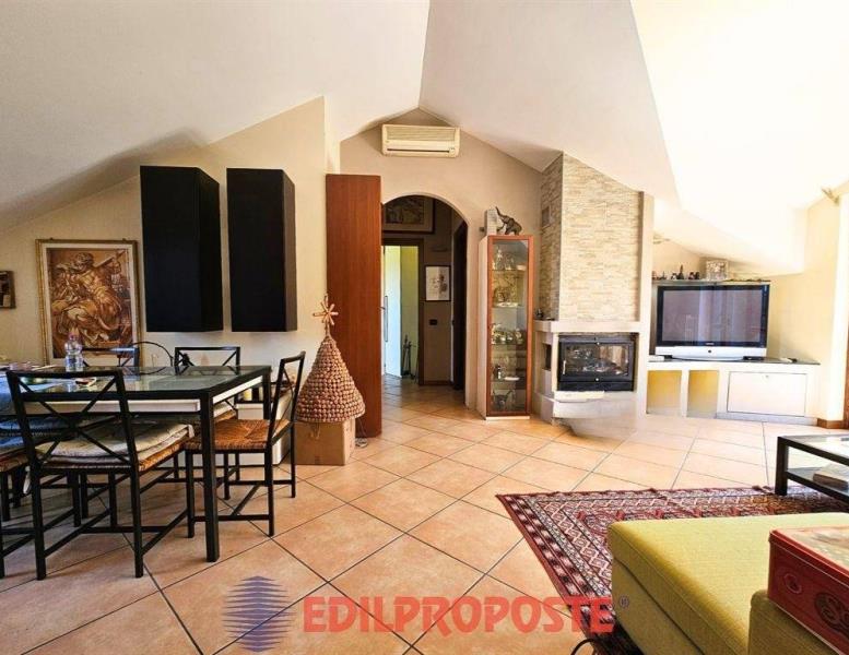 appartamento in vendita a Bovisio-Masciago