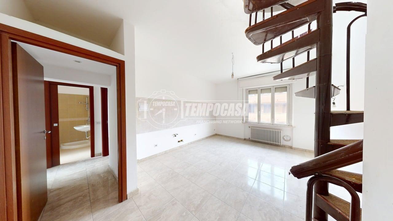 appartamento in vendita a Bovisio-Masciago