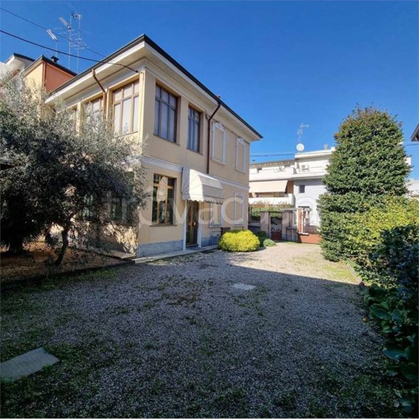 casa indipendente in vendita a Bovisio-Masciago