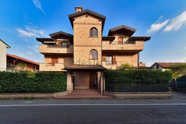 appartamento in vendita a Bovisio-Masciago