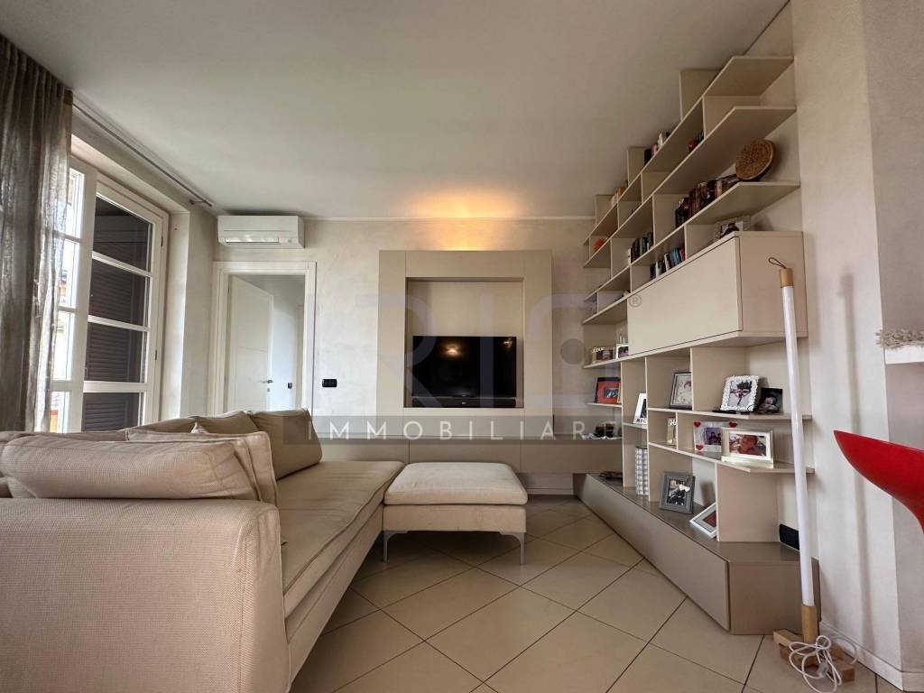 appartamento in vendita a Bovisio-Masciago