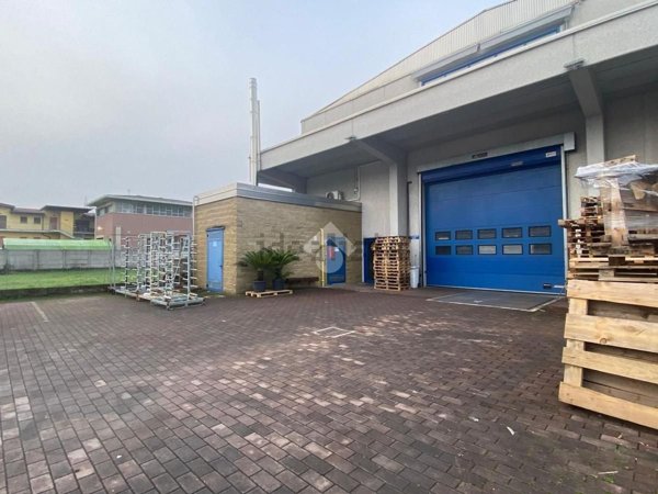 capannone in vendita a Bovisio-Masciago