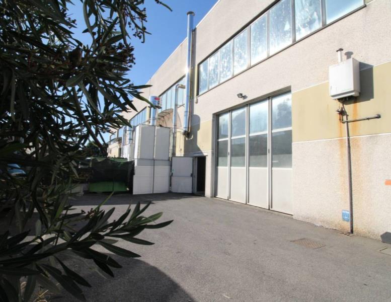 locale commerciale in vendita a Bovisio-Masciago