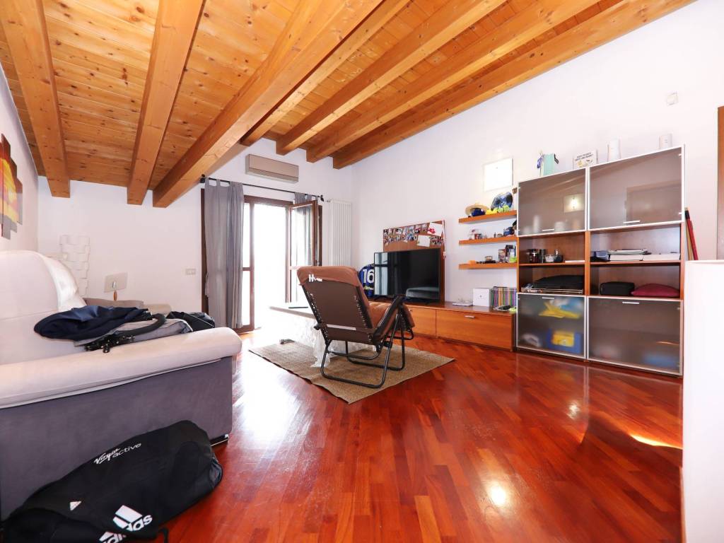 appartamento in vendita a Bovisio-Masciago