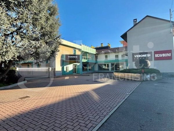 negozio in vendita a Bovisio-Masciago