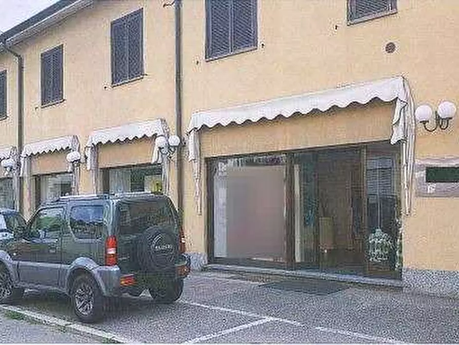 negozio in vendita a Bovisio-Masciago
