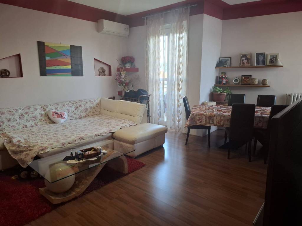 appartamento in vendita a Bovisio-Masciago