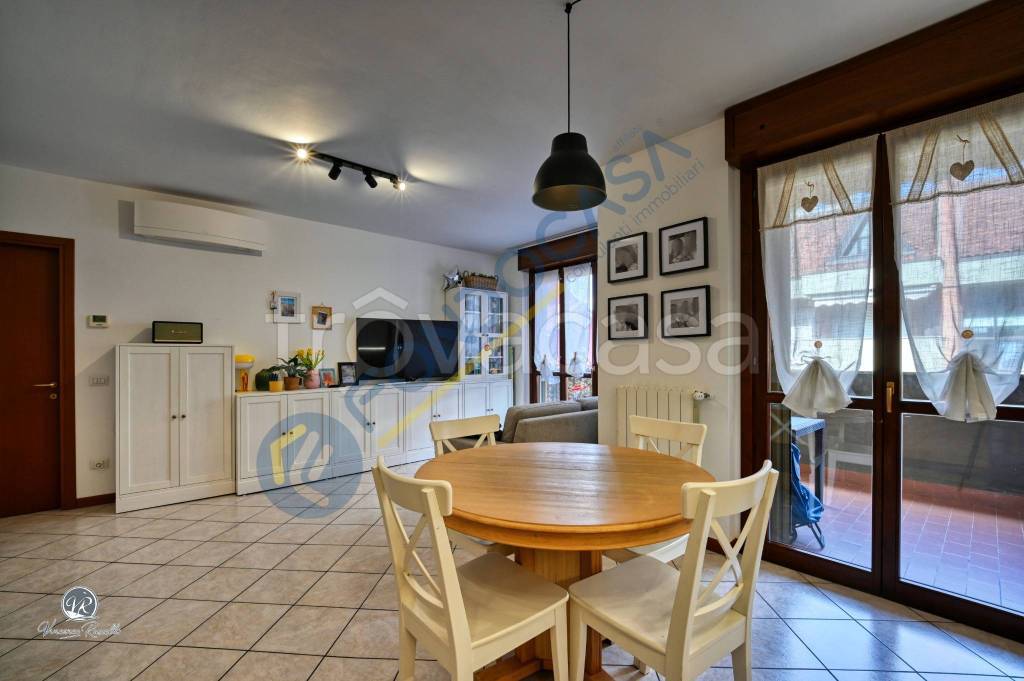appartamento in vendita a Bovisio-Masciago