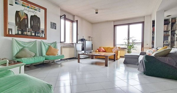 appartamento in vendita a Bovisio-Masciago