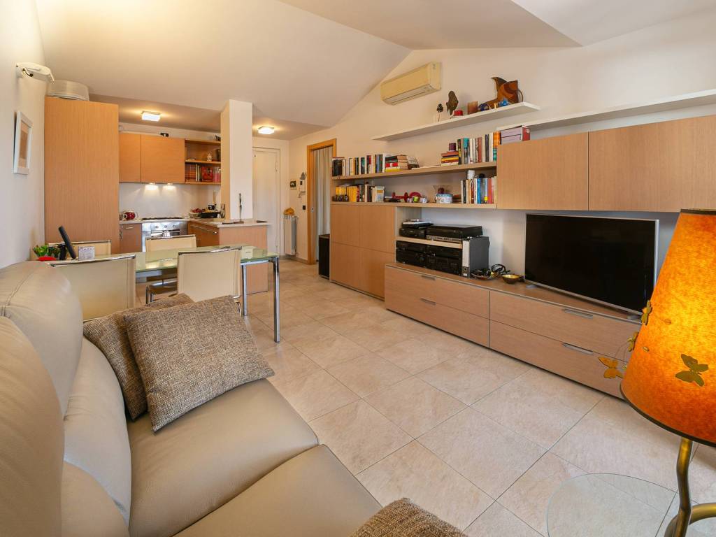 appartamento in vendita a Bovisio-Masciago